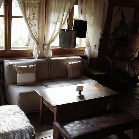 Chalet-hotel Svizzero 호텔 쿠르마예