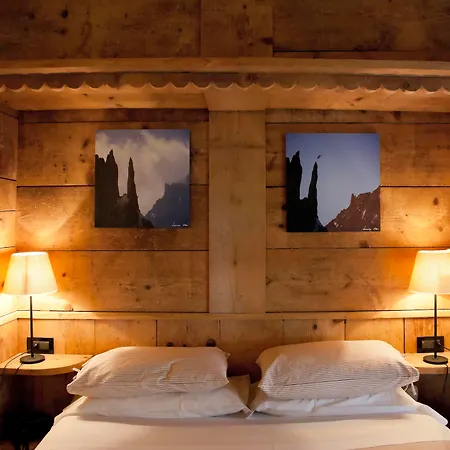 Chalet-hotel Svizzero 4* 쿠르마예