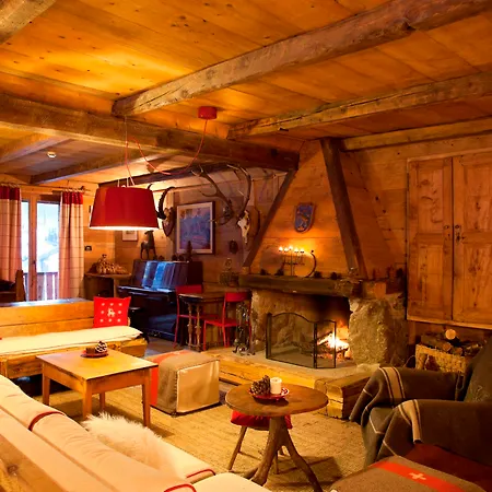 Chalet-hotel Svizzero 4* 쿠르마예