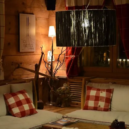 Chalet-hotel Svizzero 4* 쿠르마예