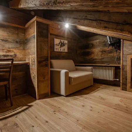 Chalet-hotel Svizzero 4* 쿠르마예